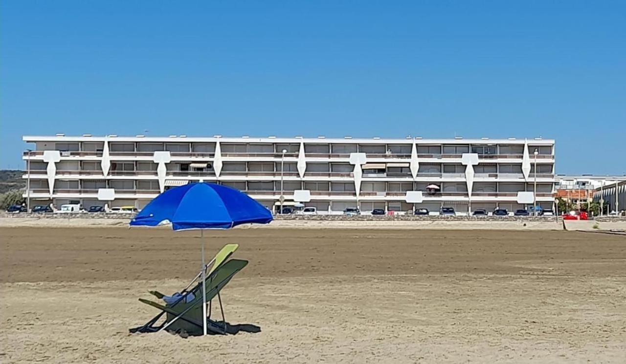 Sur La Plage 拉诺维勒港 外观 照片